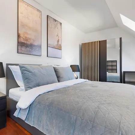 Appartement Urban Elegance Retreat