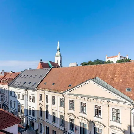 Urban Elegance Retreat