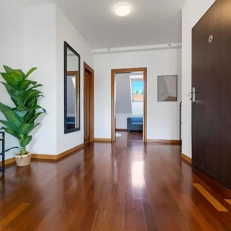 Apartament Urban Elegance Retreat